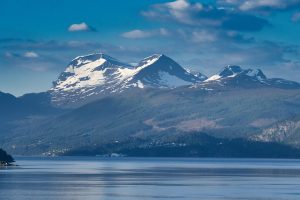 De ultieme roadtrip door Noorwegen: van ongerepte natuur tot stadsleven